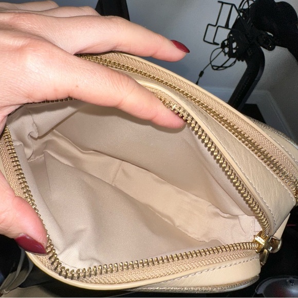 Marc Jacobs The Moto Shot 21 Curds & Whey Crossbody Camera Bag
